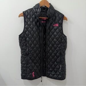 THERMOBALL North Face x Breast Cancer Awareness Quilted Puffer Vest Pink Logo